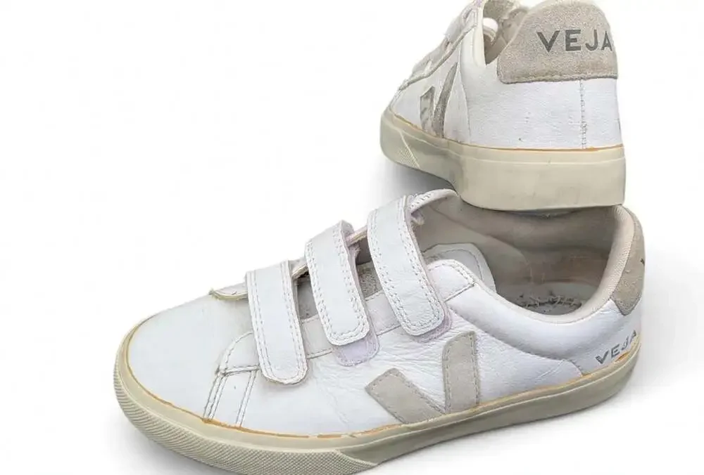 Veja Esplar Velcro Sneakers Size 9 White Leather